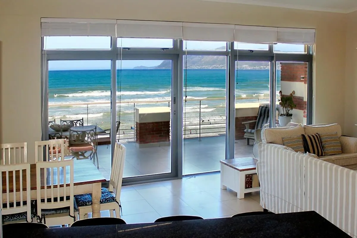 Holiday home Bluebird Penthouse Villa Muizenberg